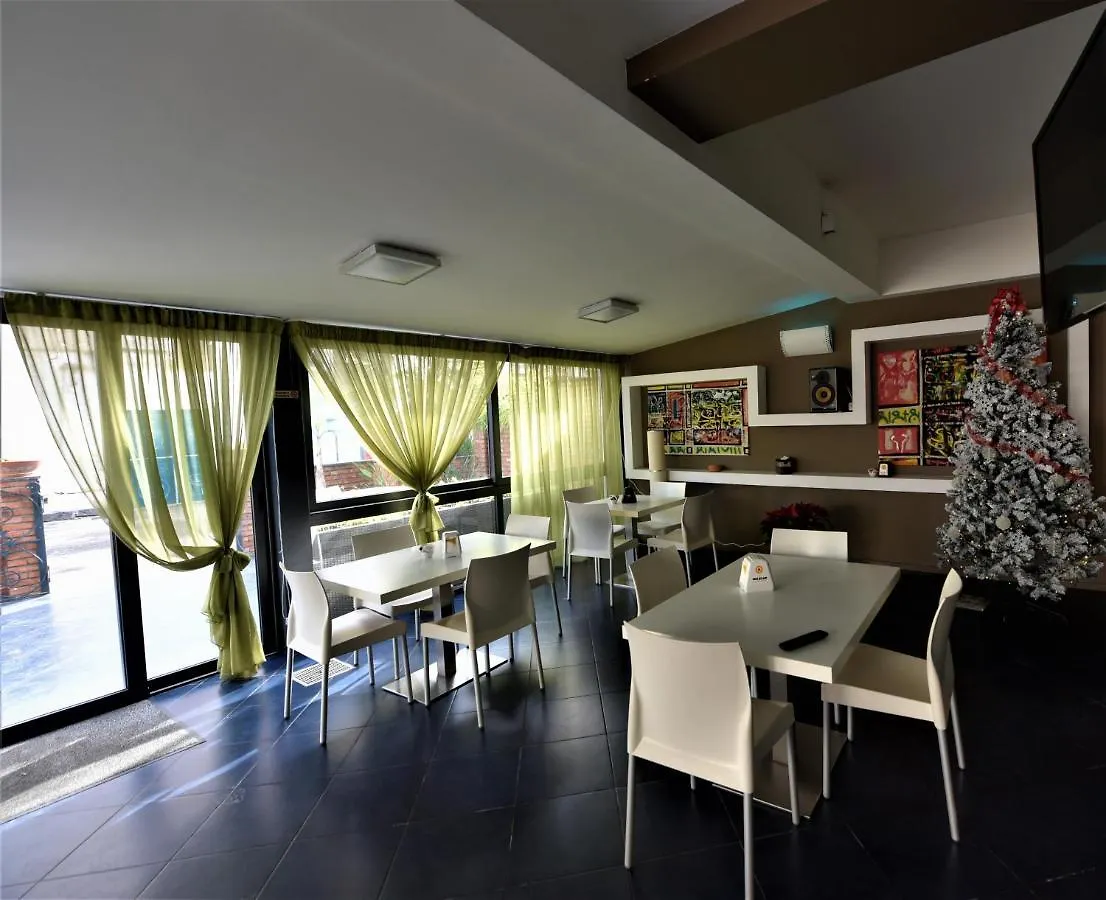 Aparthotel Riviera Ionica Santa Teresa Di Riva