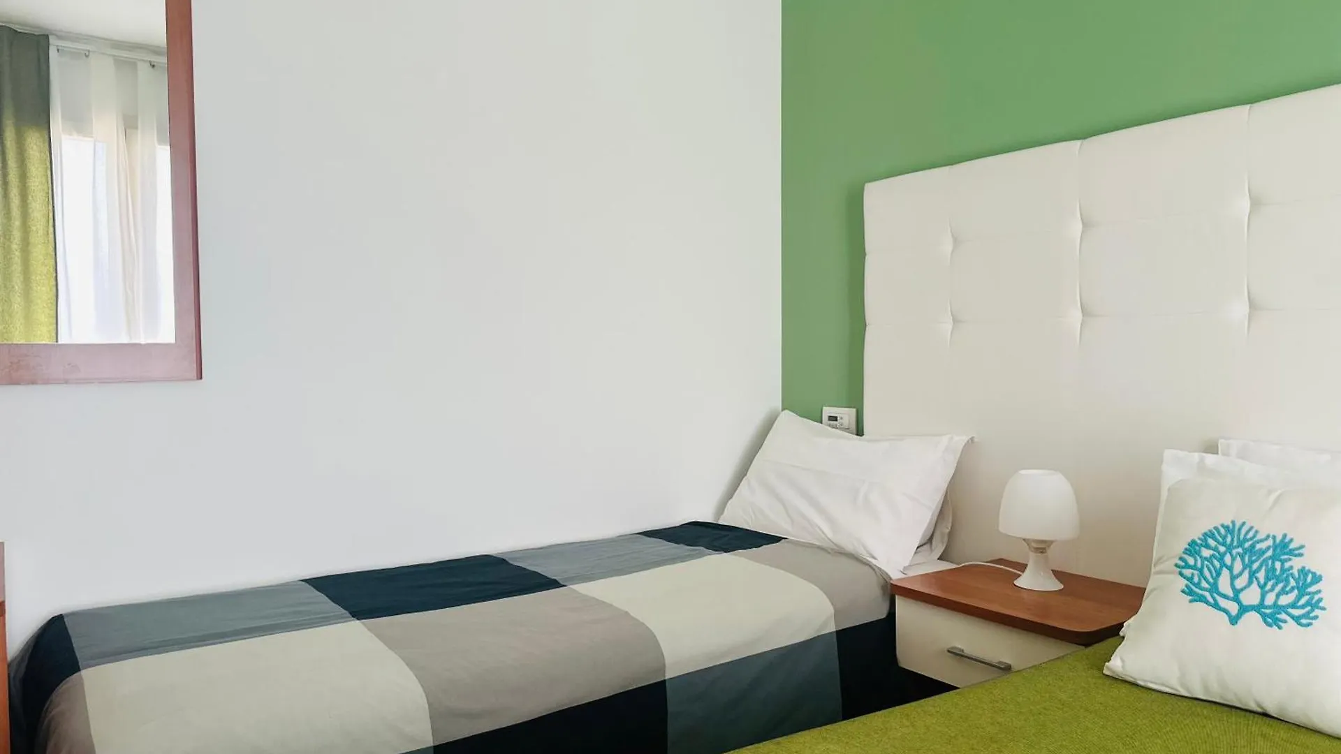 Aparthotel Riviera Ionica Santa Teresa Di Riva