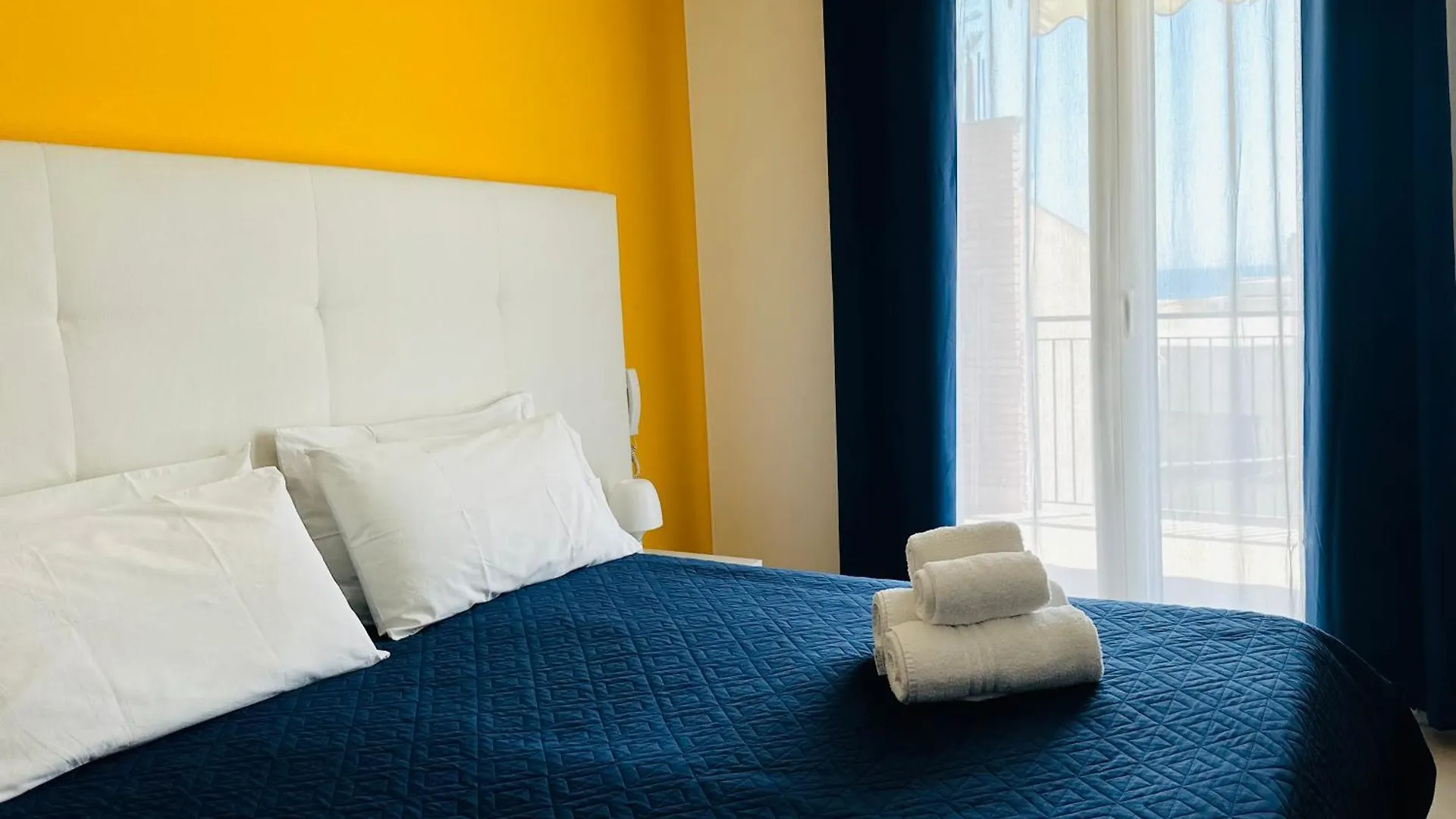 Aparthotel Riviera Ionica Santa Teresa Di Riva