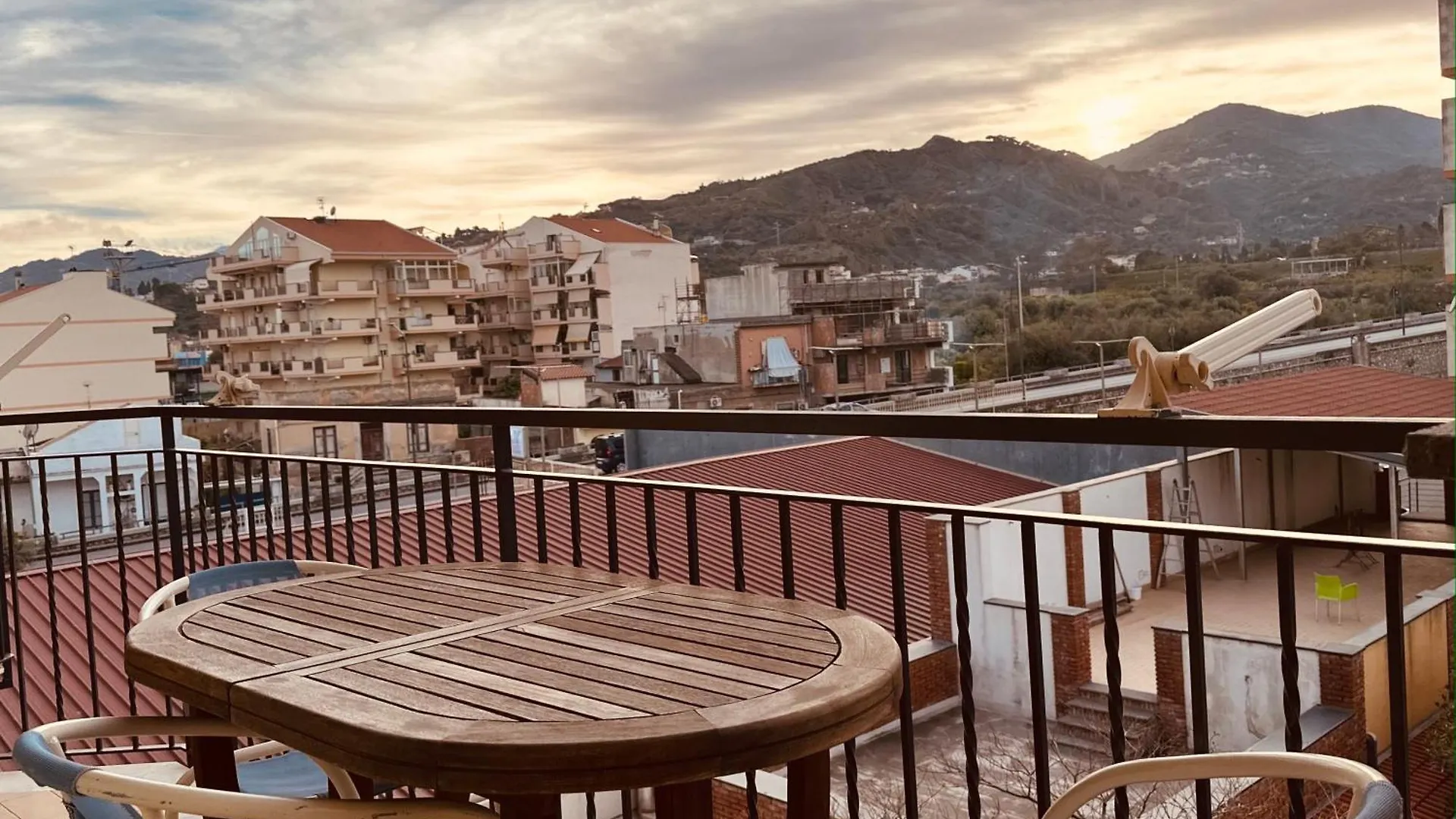 Aparthotel Riviera Ionica Santa Teresa Di Riva